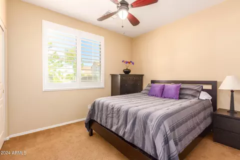 3735 E Sebastian Ln, Gilbert, AZ 85297 photo 14