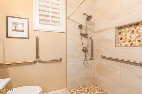 3735 E Sebastian Ln, Gilbert, AZ 85297 photo 21