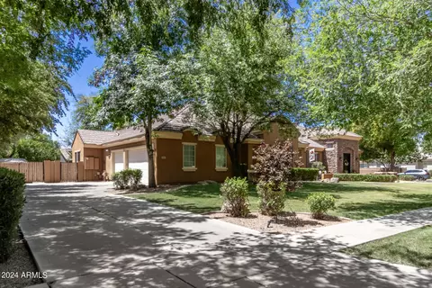 2909 E Page Ave, Gilbert, AZ 85234 photo 2