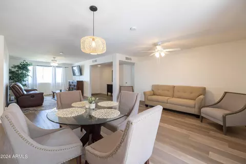 Dining - 335 E Carter Dr, Tempe, AZ 85282 photo 4 of 7