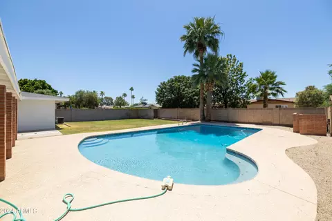 Exterior - 335 E Carter Dr, Tempe, AZ 85282 photo 9 of 22