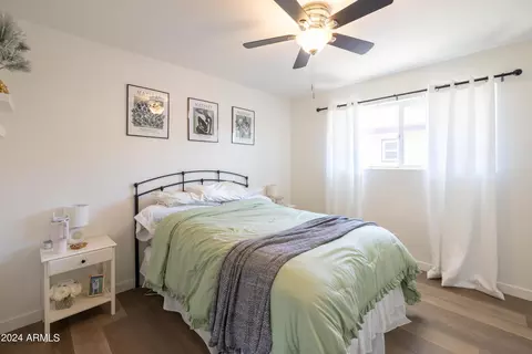 Bedroom - 335 E Carter Dr, Tempe, AZ 85282 photo 3 of 11
