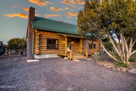 104 N 3114 --, Vernon, AZ 85940