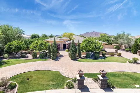 4677 E Collinwood Dr, Gilbert, AZ 85298