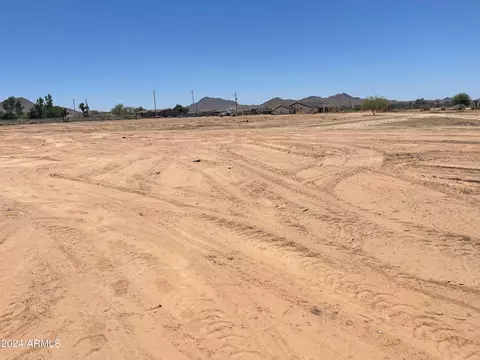 11606 S Airport Rd #4, Buckeye, AZ 85326