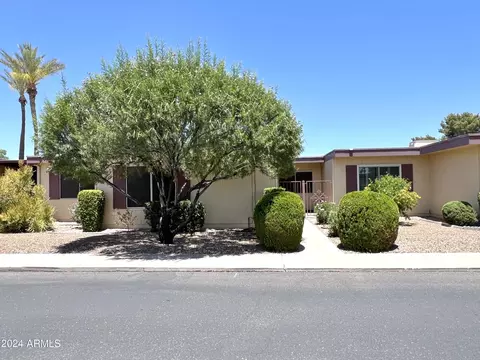 13720 N 98th Ave #J, Sun City, AZ 85351
