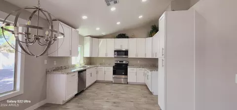 8113 Enrose St, Mesa, AZ 85207 photo 28