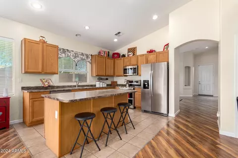 4635 S Boulder Ct, Gilbert, AZ 85297 photo 9