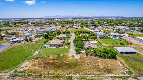 21517 S 156th St #-, Gilbert, AZ 85298 photo 7