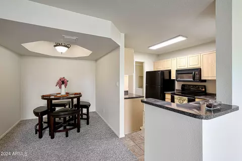 1880 E Morten Ave #215, Phoenix, AZ 85020 photo 3
