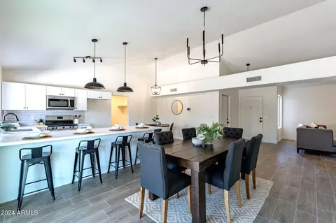 149 W Indigo St, Mesa, AZ 85201