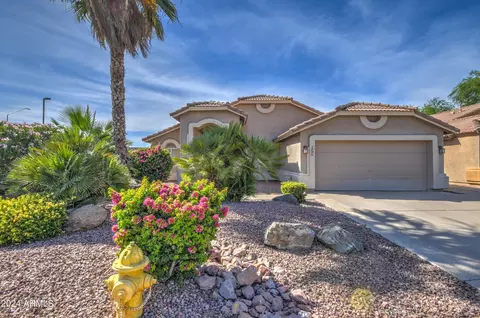 208 E Devon Dr, Gilbert, AZ 85296