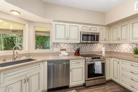 9409 S 46th St, Phoenix, AZ 85044 photo 11
