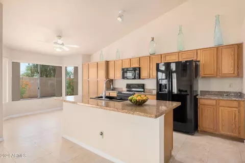 3829 E Windsong Dr, Phoenix, AZ 85048 photo 13