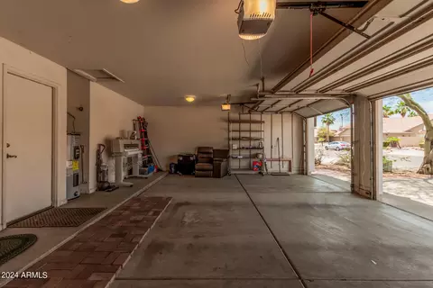 3829 E Windsong Dr, Phoenix, AZ 85048 photo 32