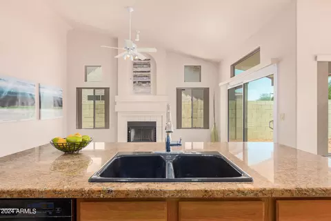 3829 E Windsong Dr, Phoenix, AZ 85048 photo 10