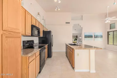 3829 E Windsong Dr, Phoenix, AZ 85048 photo 8