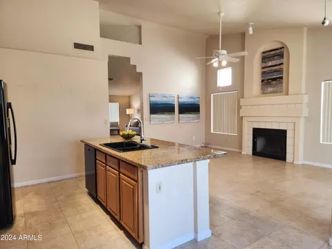3829 E Windsong Dr, Phoenix, AZ 85048 photo 9