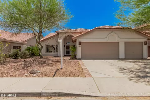 3829 E Windsong Dr, Phoenix, AZ 85048
