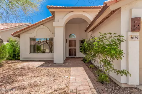 3829 E Windsong Dr, Phoenix, AZ 85048 photo 2