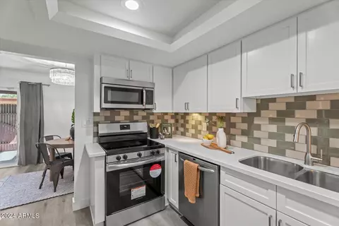 1017 E Northern Ave, Phoenix, AZ 85020 photo 11