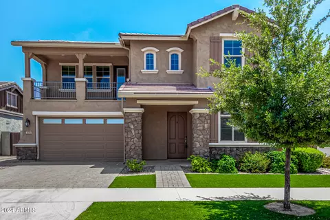 2053 S Osborn Ln, Gilbert, AZ 85295