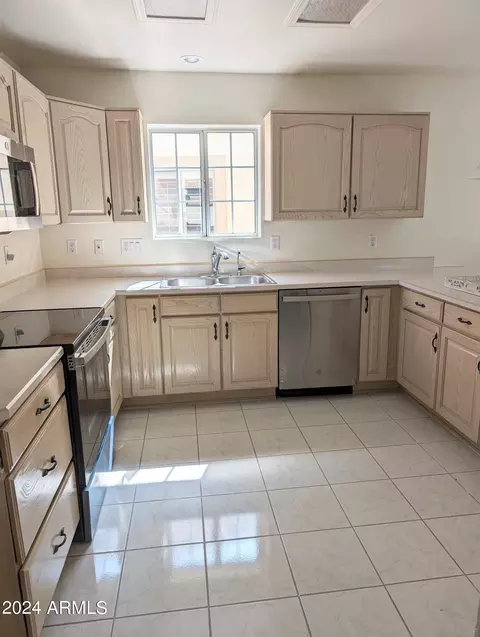 1402 W Clear Spring Dr, Gilbert, AZ 85233 photo 10