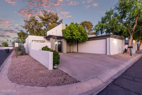 347 Embassy St, Tempe, AZ 85288