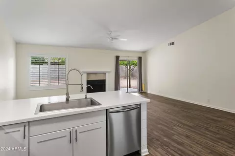 18007 N 3rd Ave, Phoenix, AZ 85023 photo 7