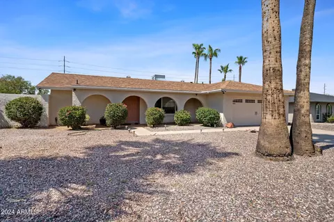 2836 E Cannon Dr, Phoenix, AZ 85028 photo 3