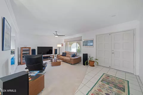2836 E Cannon Dr, Phoenix, AZ 85028 photo 5