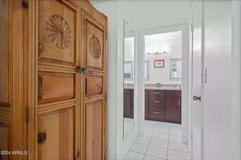 2836 E Cannon Dr, Phoenix, AZ 85028 photo 19