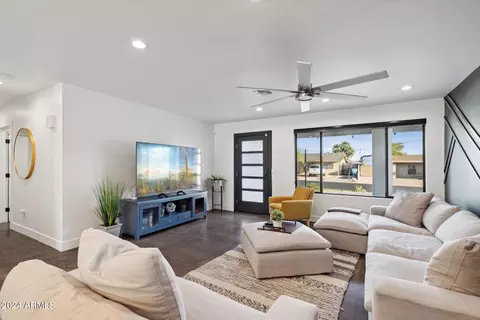 1432 E Griswold Rd, Phoenix, AZ 85020 photo 4