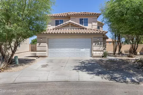 824 E Desert Holly Cir, San Tan Valley, AZ 85143