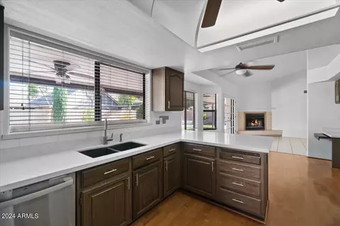 509 E Meadows Ln, Gilbert, AZ 85234 photo 22
