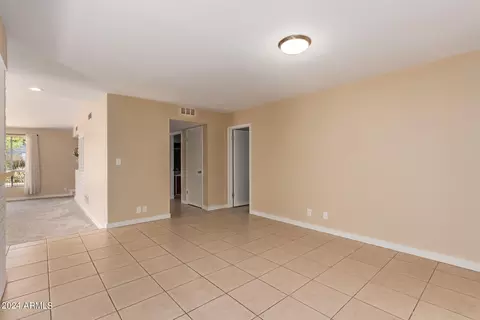 3715 E Montecito Ave, Phoenix, AZ 85018 photo 12