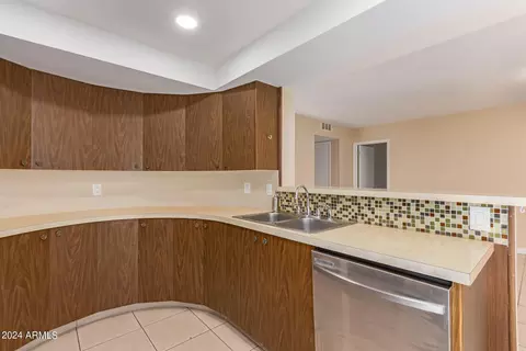 3715 E Montecito Ave, Phoenix, AZ 85018 photo 17