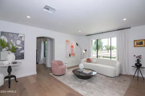 4201 Earll Dr, Phoenix, AZ 85018 photo 9