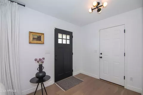 4201 Earll Dr, Phoenix, AZ 85018 photo 7