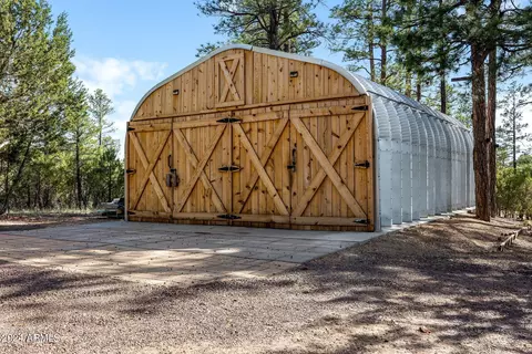 2906 E Red Cinder Rd, Overgaard, AZ 85933 photo 34