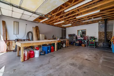 2906 E Red Cinder Rd, Overgaard, AZ 85933 photo 28