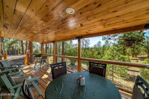 2906 E Red Cinder Rd, Overgaard, AZ 85933 photo 5