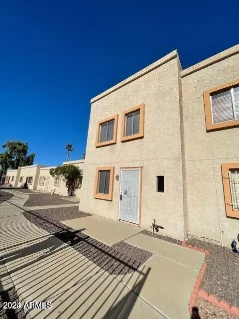 4567 N 26th Dr, Phoenix, AZ 85017
