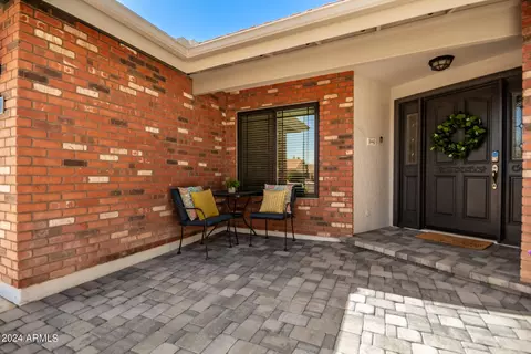 518 E Meadows Ln, Gilbert, AZ 85234 photo 5