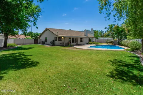 518 E Meadows Ln, Gilbert, AZ 85234 photo 51