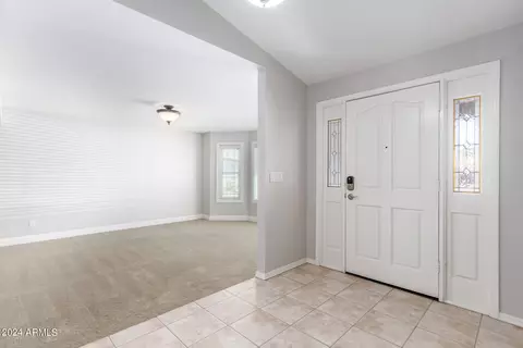 518 E Meadows Ln, Gilbert, AZ 85234 photo 10