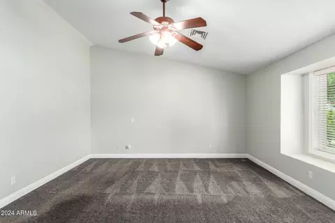 518 E Meadows Ln, Gilbert, AZ 85234 photo 22