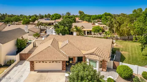 518 E Meadows Ln, Gilbert, AZ 85234 photo 6