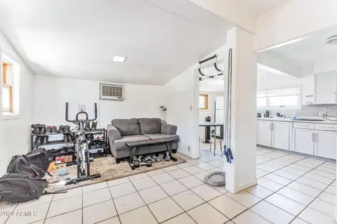 209 S High St, Globe, AZ 85501 photo 14