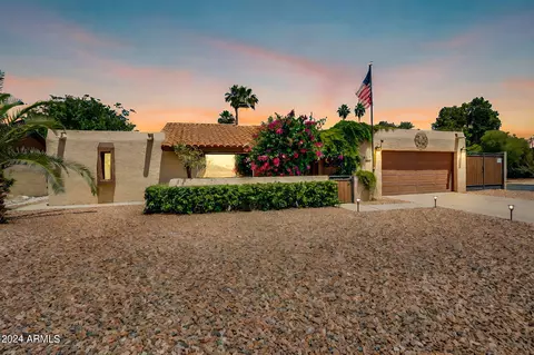 4372 E Winchcomb Dr, Phoenix, AZ 85032 photo 2